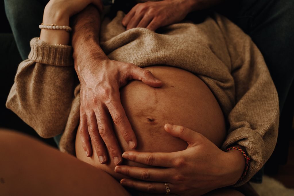 Séance Photo Grossesse À Domicile