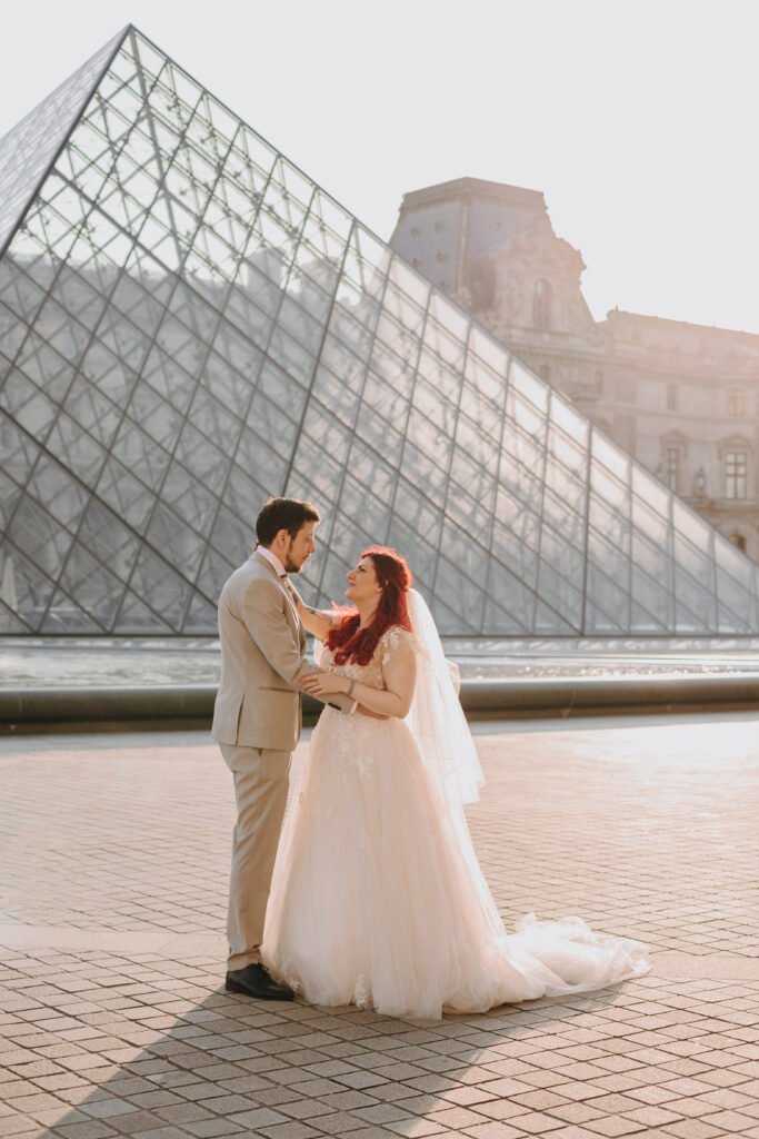 séance couple Louvre Pyramide