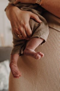 Petits pieds nouveau née